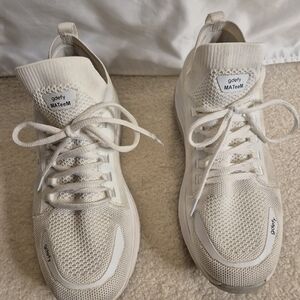 Gdefy Mateem Men's Cream Athletic Shoes